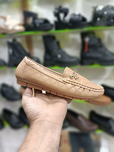 کفش کالج طبی زنانه وارداتی(چینی درجه1) اصل سایز37تا42 رنگ کرمی کد 2059 + ارسال رایگان