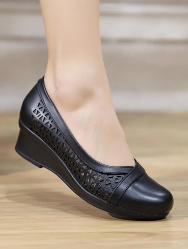 کفش طبی زنانه برای ایستادن طولانی | کفی ارگونومیک قابل تعویض و رویه مقاوم در برابر سرما و گرما+ارسال رایگان کد 2197